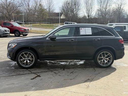 2022 Mercedes-Benz GLC 300 Base 4MATIC