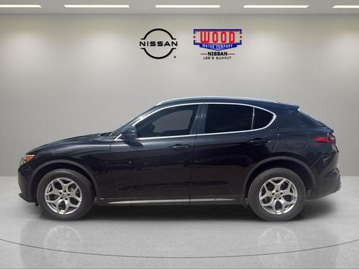 Vulcano Black Metallic 2020 Alfa Romeo Stelvio Base