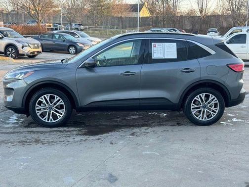 2022 Ford Escape SEL