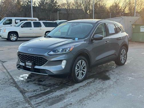 2022 Ford Escape SEL