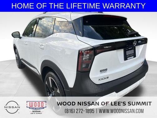 2026 Nissan Kicks SR