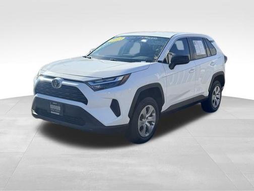 2023 Toyota RAV4 LE