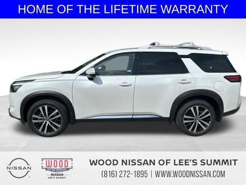 2025 Nissan Pathfinder Platinum