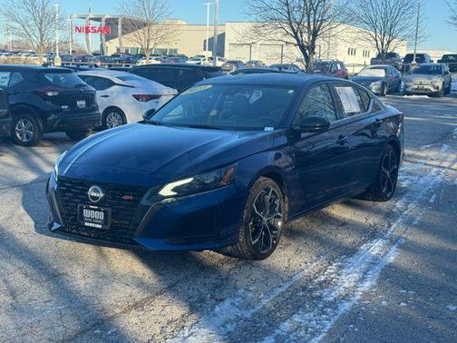 2023 Nissan Altima 2.5 SR