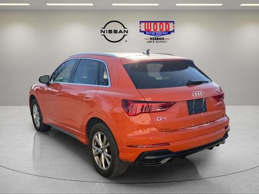 2022 Audi Q3 45 S line Premium