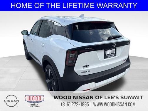 2025 Nissan Kicks SR