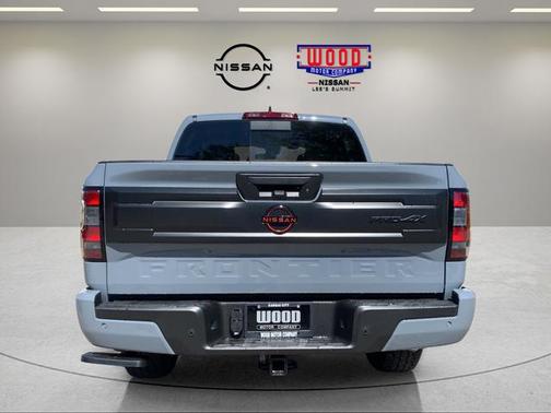 Boulder Gray Metallic 2026 Nissan Frontier PRO-4X