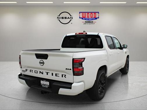 Glacier White 2026 Nissan Frontier SV