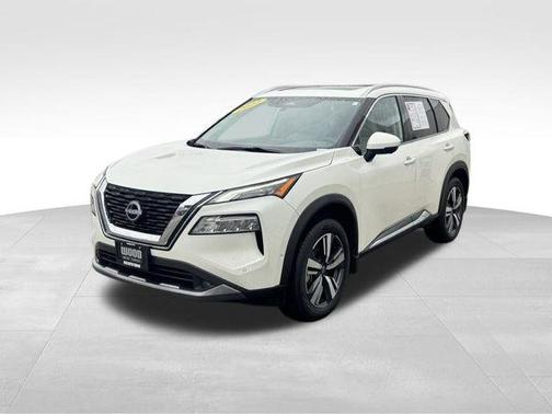 2022 Nissan Rogue SL