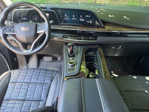2023 Cadillac Escalade Sport Platinum