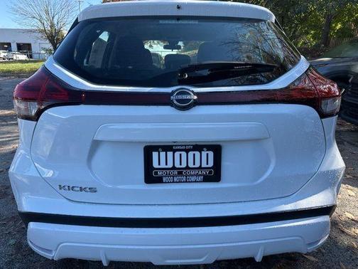 2025 Nissan Kicks Play S