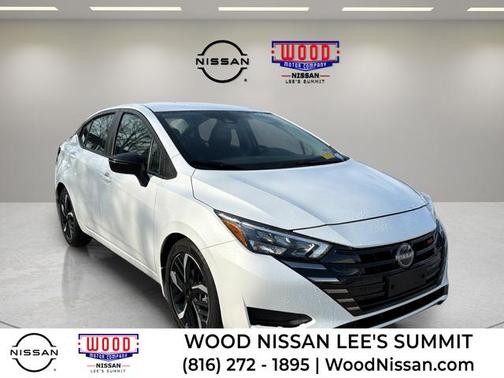 Aspen White 2025 Nissan Versa 1.6 SR