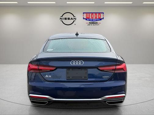 Navarra Blue Metallic 2024 Audi A5 Sportback 45 S line quattro Premium