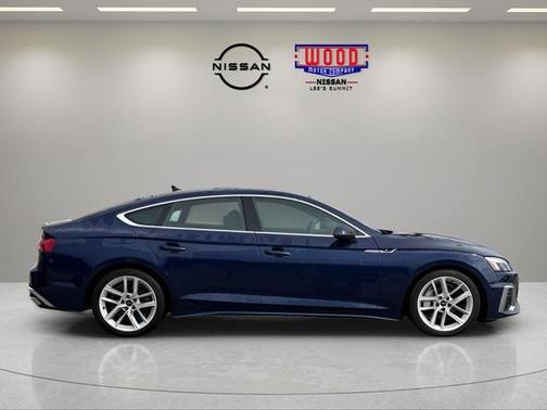 Navarra Blue Metallic 2024 Audi A5 Sportback 45 S line quattro Premium