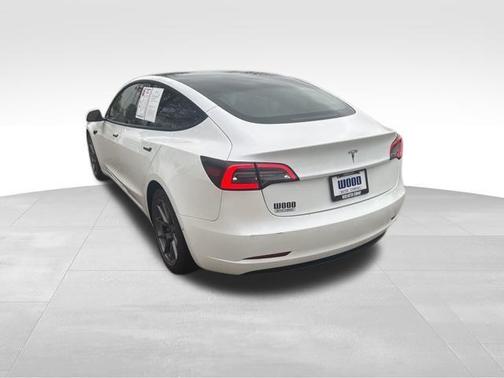 2022 Tesla Model 3 Base