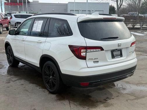 2022 Honda Pilot Black Edition