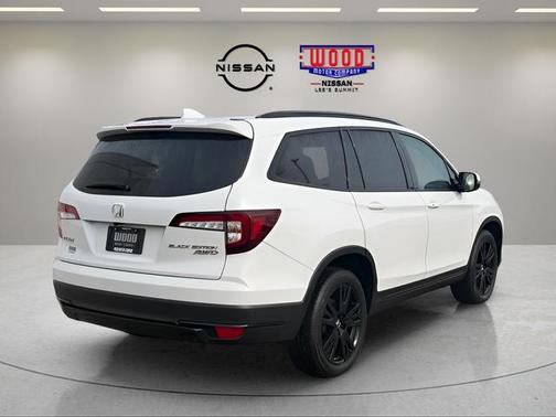 2022 Honda Pilot Black Edition