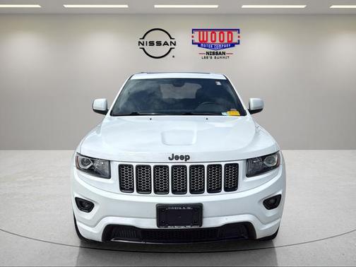Bright White Clearcoat 2015 Jeep Grand Cherokee Altitude