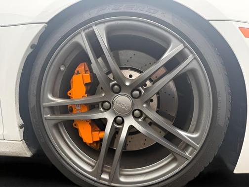 2011 Audi R8 5.2 quattro Spyder