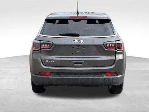 2023 Jeep Compass Sport