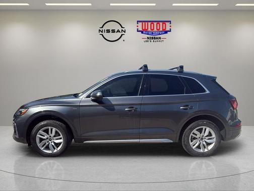 Daytona Gray Pearl Effect 2022 Audi Q5 45 S line quattro Premium