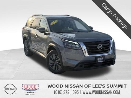 2023 Nissan Pathfinder SV