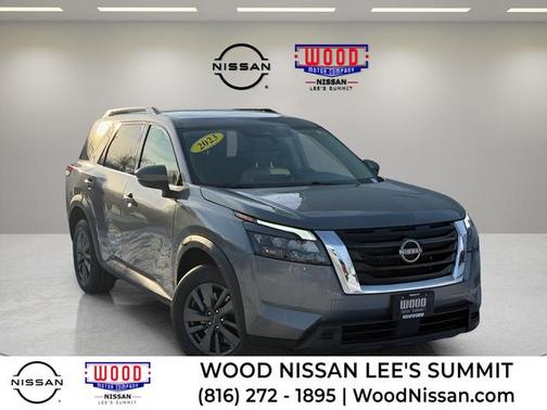 2023 Nissan Pathfinder SV