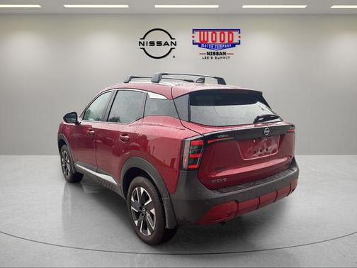 Scarlet Ember T 2026 Nissan Kicks SV