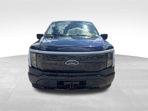 2023 Ford F-150 Lightning Platinum