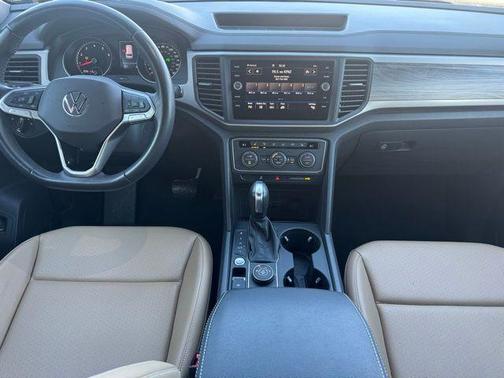 2020 Volkswagen Atlas Cross Sport 3.6L V6 SE w/Technology