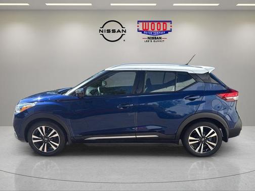 Deep Blue Pearl / Fresh Powder 2018 Nissan Kicks SR