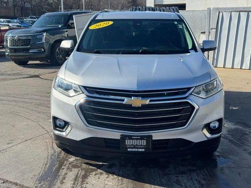 2020 Chevrolet Traverse LT Cloth