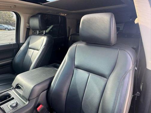 2023 Ford Expedition Max XLT