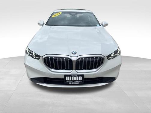 2024 BMW 530 i