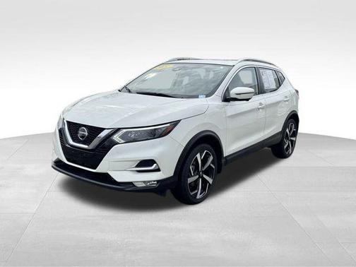 2022 Nissan Rogue Sport SL