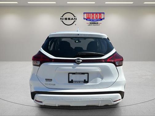 2025 Nissan Kicks Play S