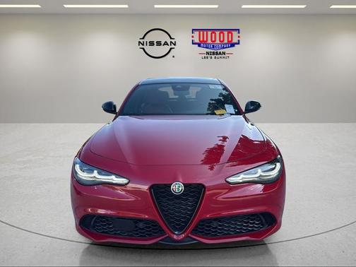 Rosso 2024 Alfa Romeo Giulia Veloce