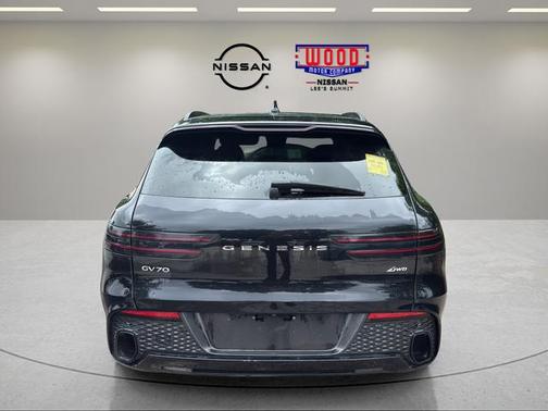 Vik Black 2022 Genesis GV70 2.5T