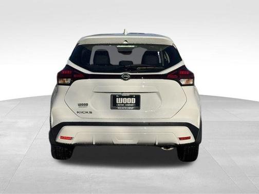 2024 Nissan Kicks S