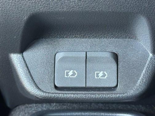 2025 Nissan Leaf S