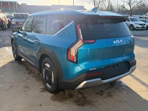 2026 Kia EV9 Wind