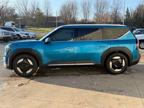 2026 Kia EV9 Wind