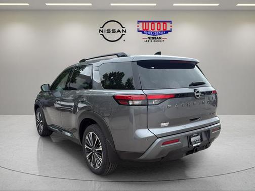Gun Metallic 2026 Nissan Pathfinder Platinum