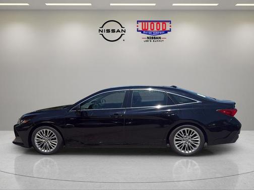 Midnight Black Metallic 2021 Toyota Avalon Limited