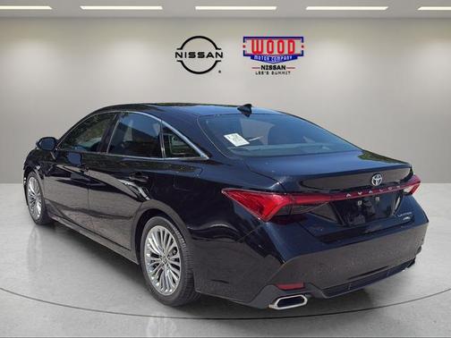 Midnight Black Metallic 2021 Toyota Avalon Limited