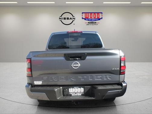 Gun Metallic 2026 Nissan Frontier SV