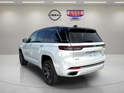 Bright White Clearcoat 2022 Jeep Grand Cherokee 4xe Summit