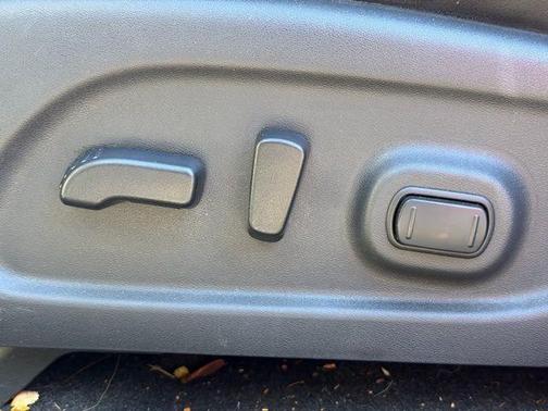 2017 Nissan Pathfinder Platinum