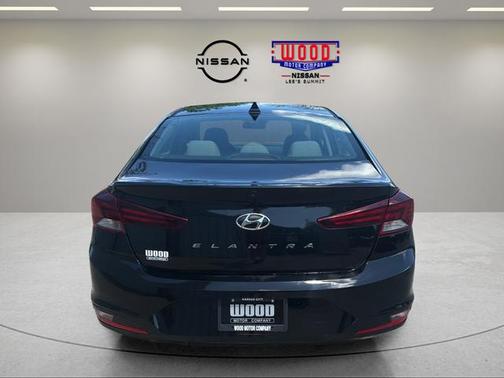 Phantom Black 2020 Hyundai ELANTRA SEL