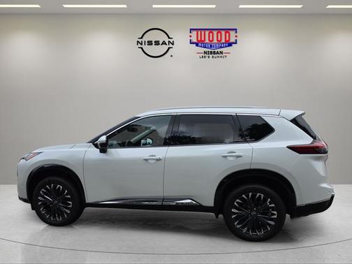 Everest White P 2026 Nissan Rogue Platinum